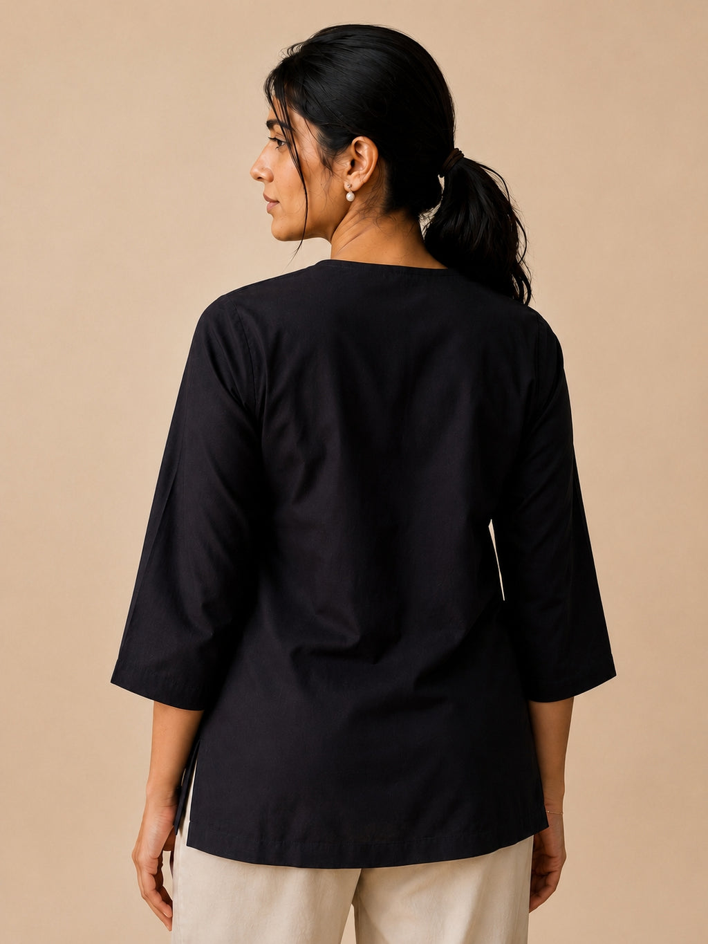 V-Neck Top Warli Painted - Black